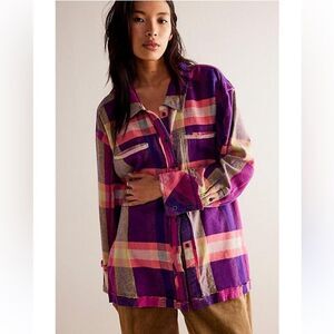 We The Free So Long
Summer Plaid Top size Small